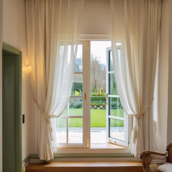 Luxury French White Aluminum Frame Casement Exterior Interior Door for Patio& Balcony 