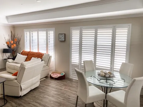 Chinese Supplier Plantation Wooden Window Shutters 